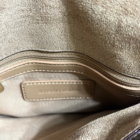 Antonio Melani Leather Red Shoulder Bag with Fab Gold Chain Strap & Detail NWOT - Picture 12 of 13